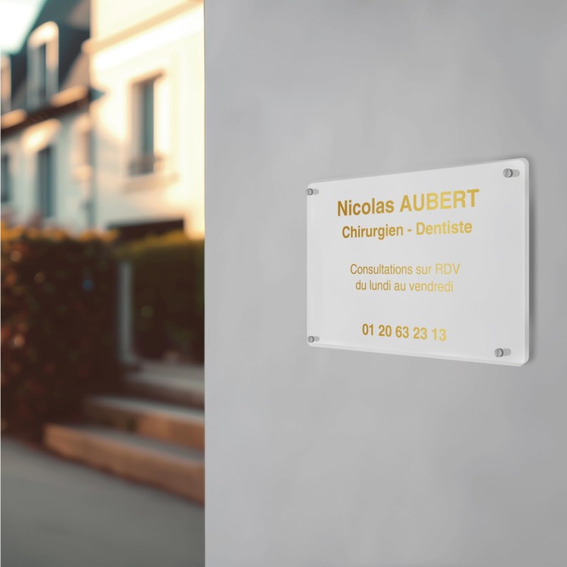 DELTA-SIGNALETIQUE.COM Professional Clear Perspex Sign with Fixing - 20 x