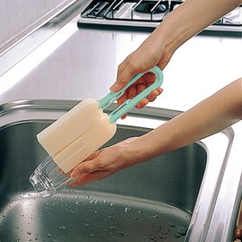 Azuma Cup Cleaning Sponge, Gosh Cup Clean, Small G, Width 2.8 inches (7 cm), Total Length 9.1 inches (23 cm), Green, Washable Inside and Outside Cup at Once