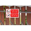Safety First Display LTD All dogs must be kept on