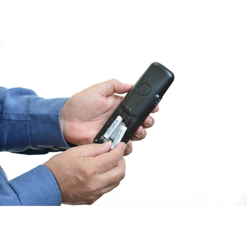 Panasonic K-KJ55MC84CZ Eneloop Power Pack; 8AA, 4AAA y batería Avanzada