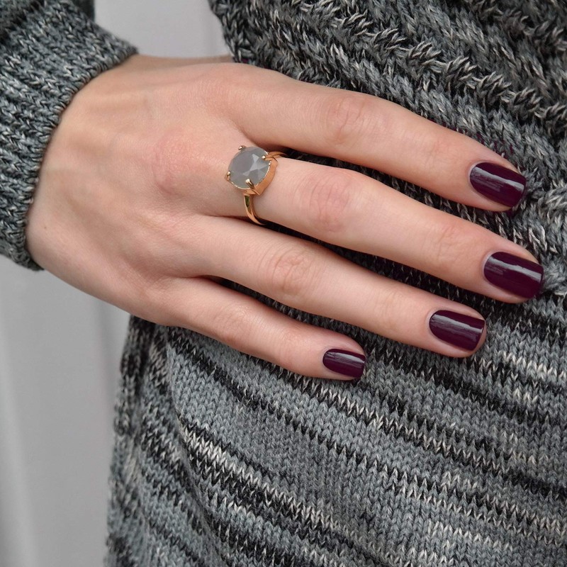 Essie Nail Varnish For Colour-Intensive Nails, No. 48 luxedo, purple,