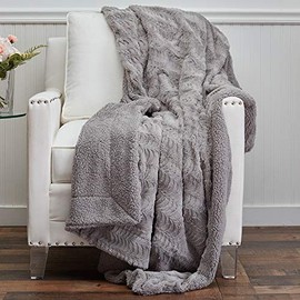 The Connecticut Home Company Faux Fur with Sherpa Reversible Throw Blanket, Many Colors, Super Soft, Large Plush Luxury Blankets, Warm, Washable Throws for Couch or Bed, 65x50, Silver