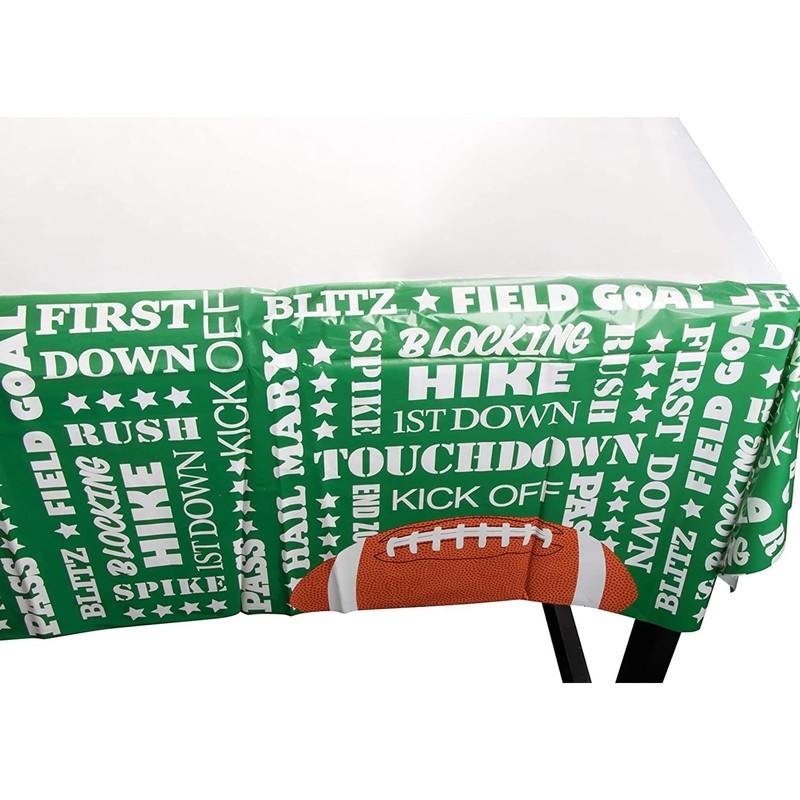 Juvale Plastic Tablecloth - 3-Pack, 54 x 108 in., Green