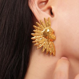 Frigotine Chunky Gold Sun Stud Earrings for Women, Trendy Statement Exaggerated Geometric Hammered Textured Lightweight Hypoallergenic Earing Prom Vintage Jewelry Gift