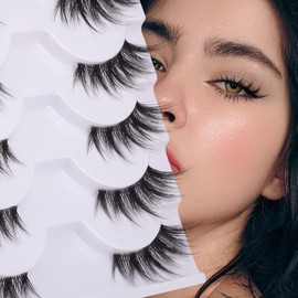 Half Lashes Manga Natural Wispy 3/4 False Eyelashes Cat Eye Lashes Fluffy Clear Band False Lashes that Look Like Extensions Soft Handmade Reusable Lashes Pack
