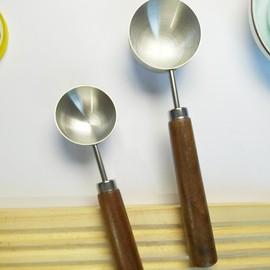 KARLOR Pack of 2 Coffee Spoons Stainless Steel 30 ml + 15 ml Large Measuring Spoon Wooden Handle Kitchen Measuring Spoon with Walnut Handle Scoop Coffee Beans Measuring Spoon for Tea Spices Milk
