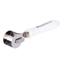 Pasta & Pastry Cutter, 4 Straight Squares Every Rotation, with ABS Handle. Art.305