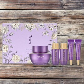 THE FACE SHOP Skin Softening Skin Moisturizing Skin Moisture Yehwadam Hwansaenggo Boyun Cream Special Set 1 piece / 더페이스샵 피부유연 피부보습 피부촉촉 예화담 환생고 보윤 크림 기획 세트 1개
