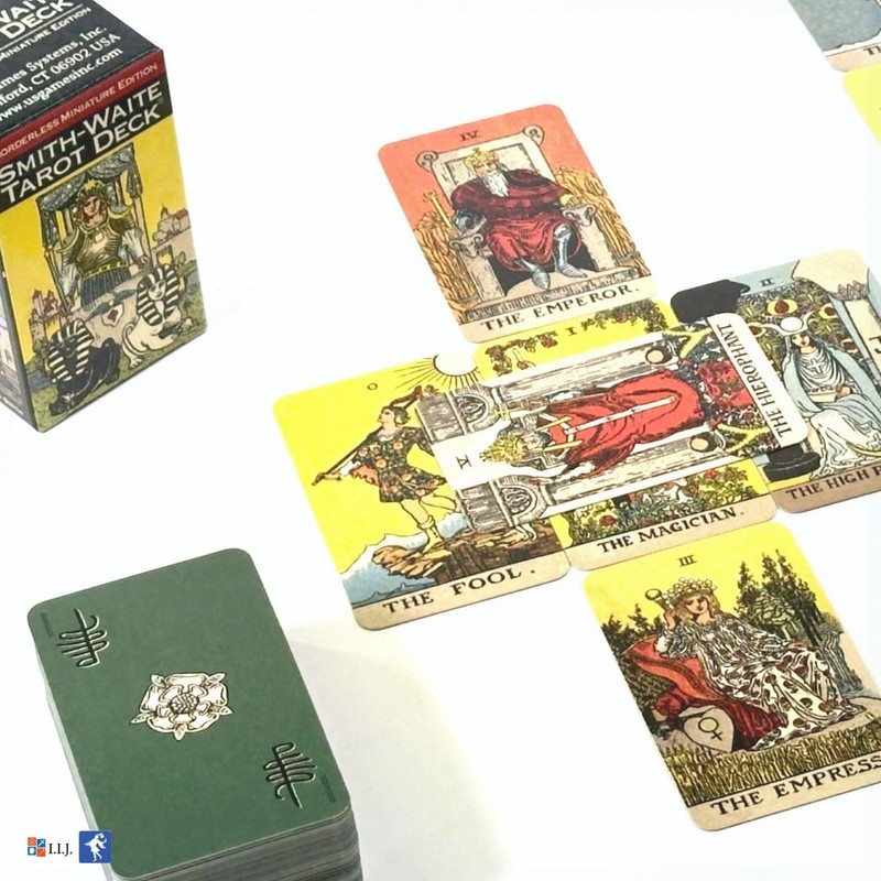 I.I.J Tarot Cards, Weighted Edition, Tarot Mini Divination [Smith Waite