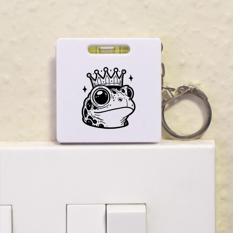 Azeeda 'Frog Prince' Keyring Tape Measure/Spirit Level Tool (KM00040657)