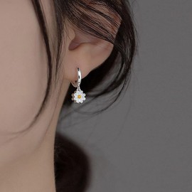 Boho Daisy Flower Charm Hoop Earrings Silver Enamel Daisy Huggie Hoop Earrings Cute Daisy Drop Hoop Earrings Small Flower Hoop Earrings Sunflower Dangle Hoop Earrings Jewelry for Women and Girls