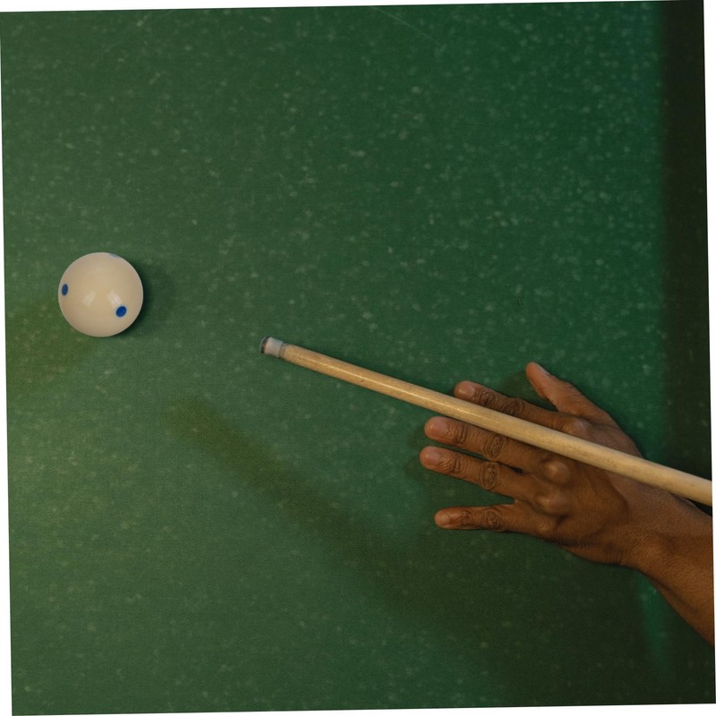 Mikinona 2pcs Billiard Training Balls with Six Durable Cue Balls