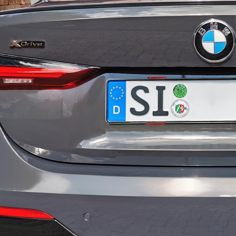 Simple-Fix RS Red Exclusive Frameless Universal License Plate Holder Complete