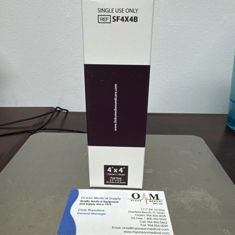 Pivot 4” X 4” Silicone Foam Border Dressing Pivot #SF4X4B,