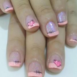 24Pcs Valentines Press on Nails Short False Nails Heart Nails Tip Design Acrylic Nails Glitter Full Cover Square Stick on Nails Pink French Tip Fake Nails for Women Wedding Nail Art Decoration