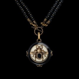 TAMHOPE Black Agate Necklace with Bronze Necklace with Kyanite,European Vintage Insect Bee Necklace Design(Two Kinds of Method of Wear)