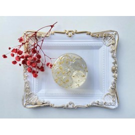 [Made in Japan] Punyu Punyu Soap Gold Leaf Soap with Sake Extract 1.8 oz (50 g)