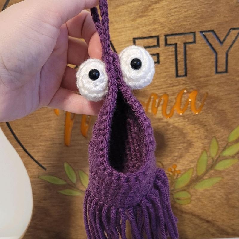 Crochet Yip Yip Mini Hanging Basket by Crafty Mama, Decorative,