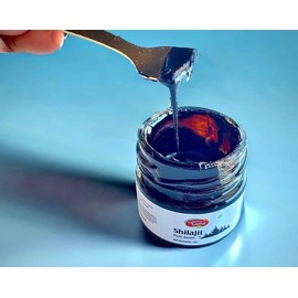 Nature's Basket Shilajit Resin with Measuring Spoon Included - (15 Grams)