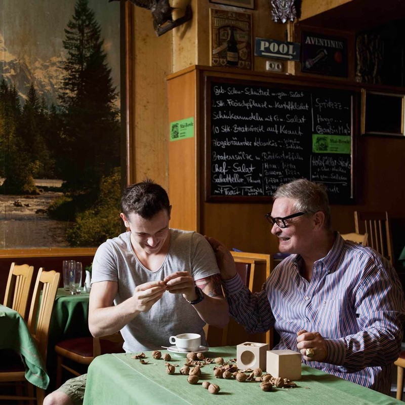 Siebensachen - Nut cube - nutcracker - beech - light