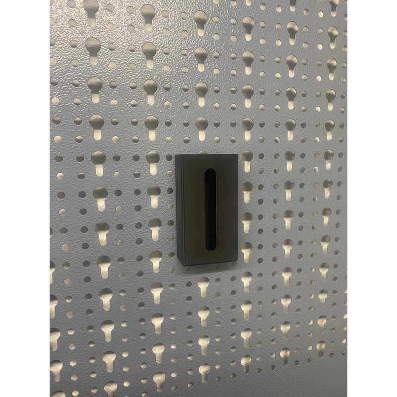 Generic Ruler and Pins Holder for Küpper Perforated Wall and