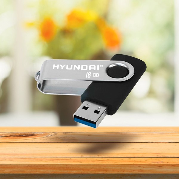 Hyundai 16GB USB 2.0 Flash Drive - Max. Read Transfer Rate 10MB/S and Max. Write Transfer Rate 3MB/S [Silver] Components U2B/16GS