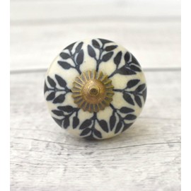 ARTISNO Ceramic Knobs for Cabinets - Set of 10 Decorative Off-White & Black Leaf Design Ceramic Knobs Handpainted Boho Home Kitchen Cabinet Drawer Knobs Elegant Wardrobe & Dresser Pulls (Matt Black)