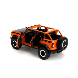 Jada Just Trucks 1:24 2021 Ford Bronco Die-Cast Car & Tire Rack, Toys for Kids and Adults(Orange)