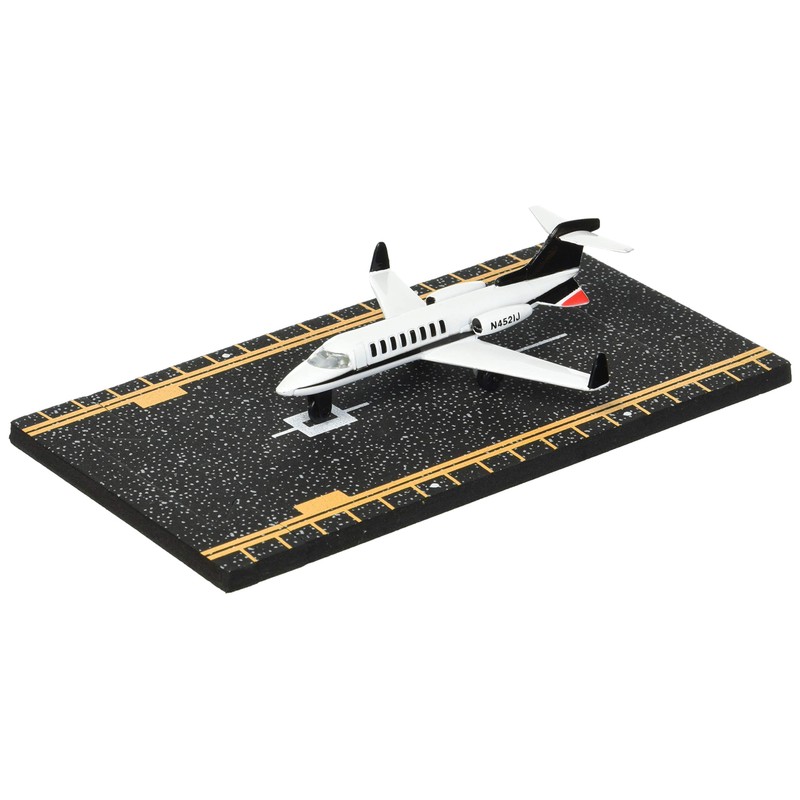 Hot Wings Planes Private Jet with Connectible Runway in Aviation