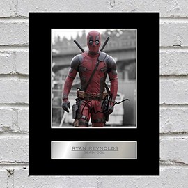 Ryan Reynolds Signed Mounted Photo Display Deadpool