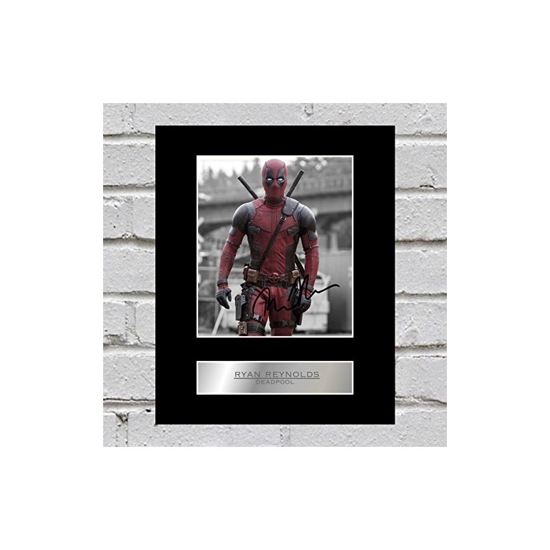 Ryan Reynolds Signed Mounted Photo Display Deadpool