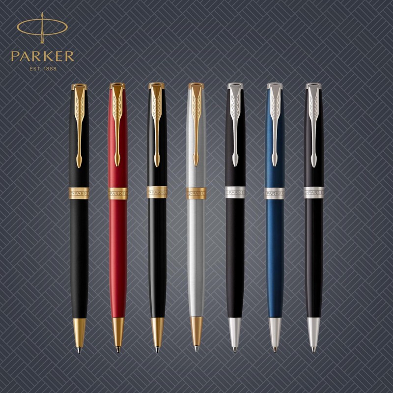 Parker Sonnet Ballpoint Pen | Black Lacquer with Gold Trim