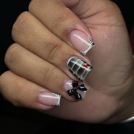 RIICFDD Valentine Press on Nails Short Fake Nails Square False Nails Zebra-Stripe French Tip Glue on Nails Black Bow Nail Charms Full Cover Reusable Acrylic Nails for Women Artificial Nails 24 Pcs