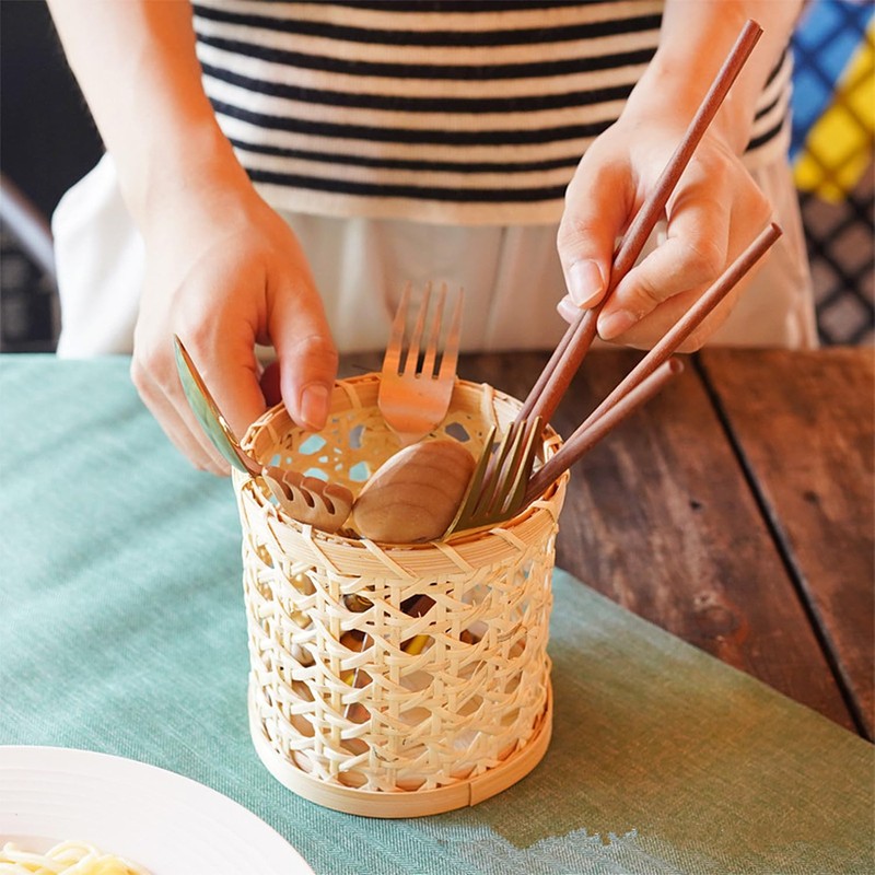 Rattan Pen Holder, Hand Woven Small Wicker Pen Cup Multi-Functional