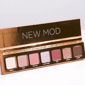 NEW MOD MINI EYESHADOW PALETTE