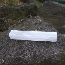 Selenite Crystal Natural Wand 10cm | Crystal Wand for Spells, Divination, Witchcraft, Crystal Cleansing