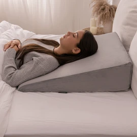 Milliard Bed Wedge Pillow with Memory Foam Top -Helps with Acid Reflux and Gerds, Reduce Neck and Back Pain, Snoring, and Respiratory Problems- Velour Washable Cover – 7.5 in