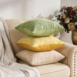 Dorunfeey Cushion Covers, 40 x 40 cm, Autumn Sofa Cushion, Farmhouse Couch Cushion, Turmeric Yellow Shiny Stripes, Decorative Cushion Cover, Soft Chenille Cushion Cover for Sofa, Bed, Living Room, Set