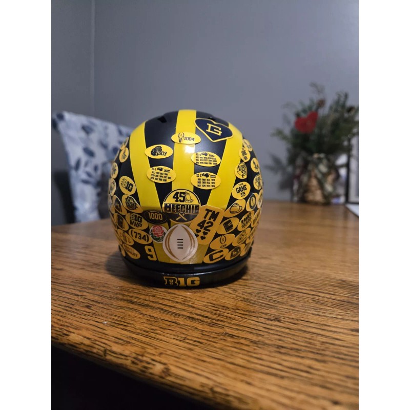 Michigan Mini Helmet with Visor