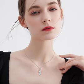 Axolotl/Cat Necklace for Women Sterling Silver Axolotl/Cat Jewellery Moonstone Pendant Chain Gifts for Women, Sterling Silver, Moonstone
