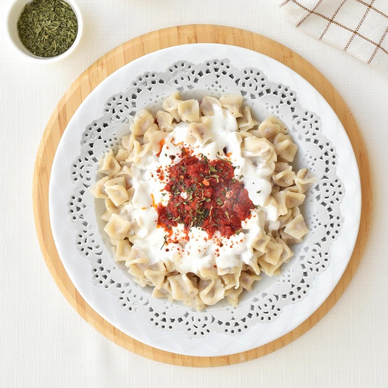 Luckious 80PCS Multi-Shape Lace Paper Doilies - Elegant Wedding Decorations