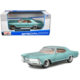 DCD 1965 Buick Riviera Gran Sport Light Blue Metallic Special Edition Series 1/26 Diecast Model Car by Maisto