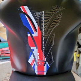 labelbike - 3D Resin Tank Pad Sticker Motorcycle Tank Decoration and Protection Compatible with Triumph Union Jack