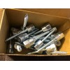DEWALT 25 PIECES Dewalt Hangermate Wood Rod Hanger Anchor 2