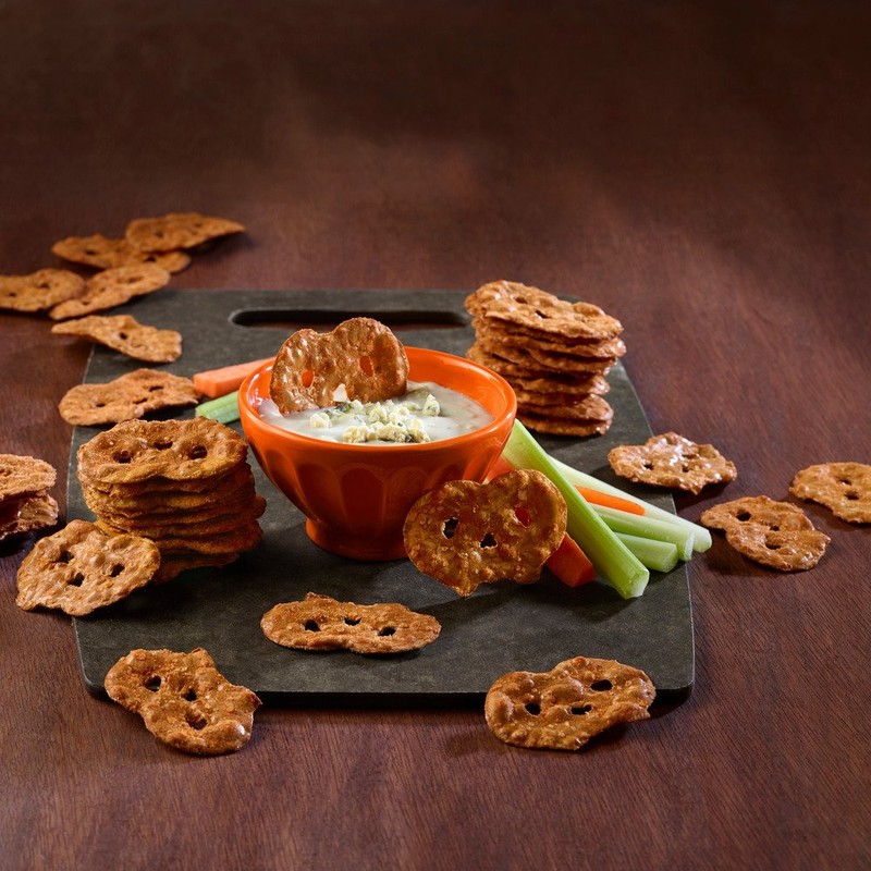 Snack Factory Pretzel Crisps, Buffalo Wing, 7.2 Oz Bag (Pack