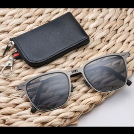 REONAS Ultralight Stainless Steel Folding Polarized Sunglasses, UV400, Driving/Fishing/Polarizing, Retro Men's Square Sunglasses, Folding Gunmetal, gray