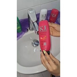 Exfoliante Facial Y Corporal En Gel Kj Con Extracto Natural                                                                                           