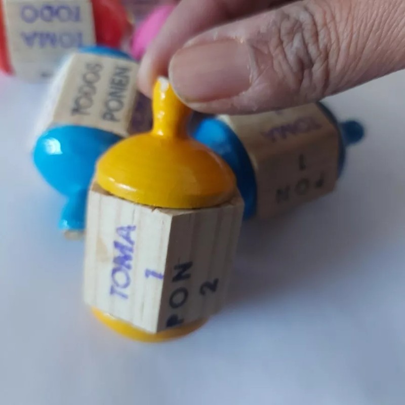 Singex Set 5 Pirinolas Juego De Mesa Artesanal Madera Niños