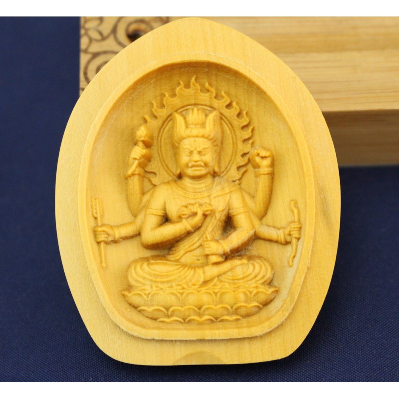 木彫 of Buddhist Buddha 愛染明王 Guardian 本尊 Tsuge Boxwood