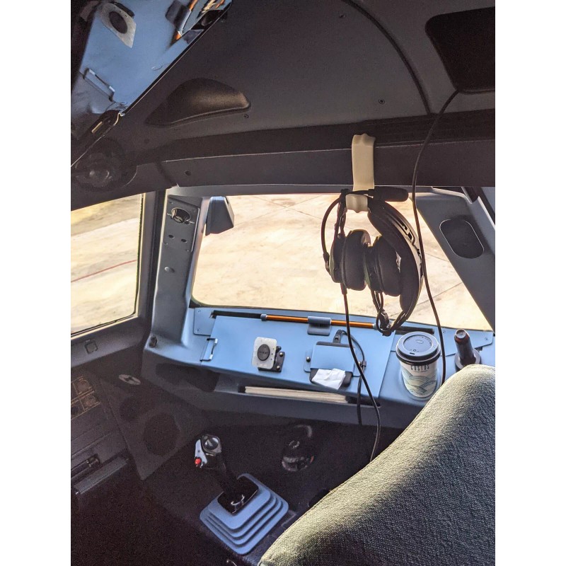 Aviation Headset Hook for A320/321 and CRJ